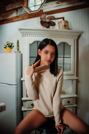 Luci live escort in Walnut Creek and sex guide